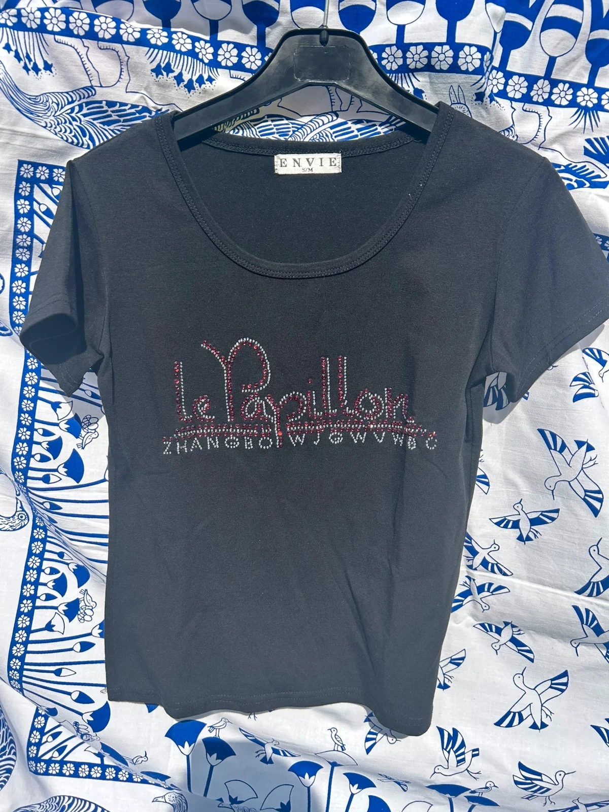 T shirt noir et rouge S/M 36/38 envie très bon état femme